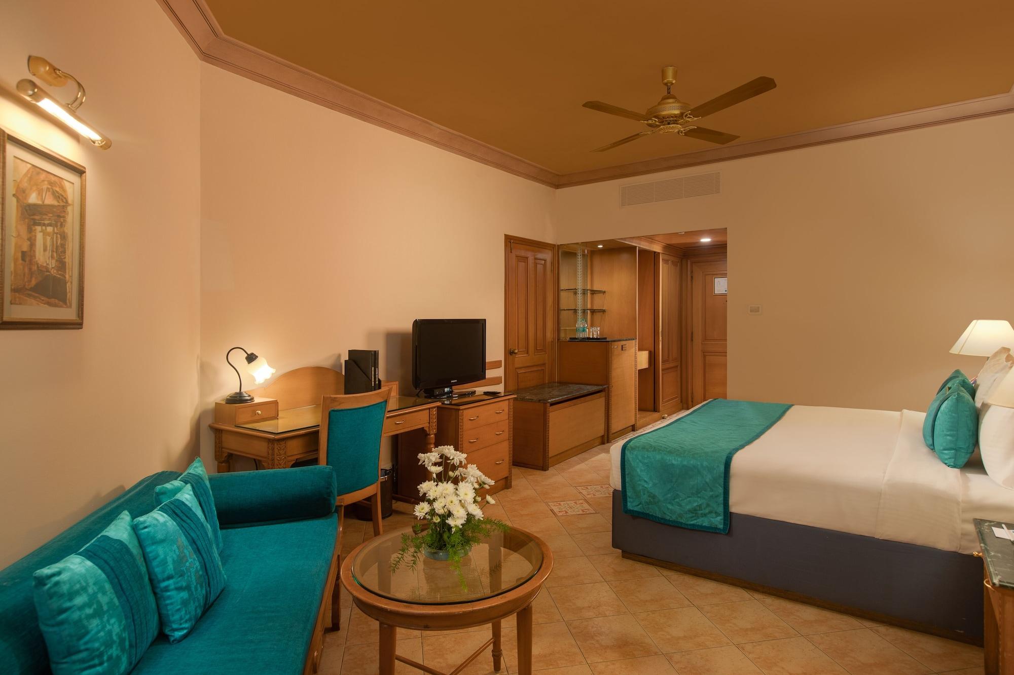 Kenilworth Resort & Spa, Goa Utorda Bagian luar foto