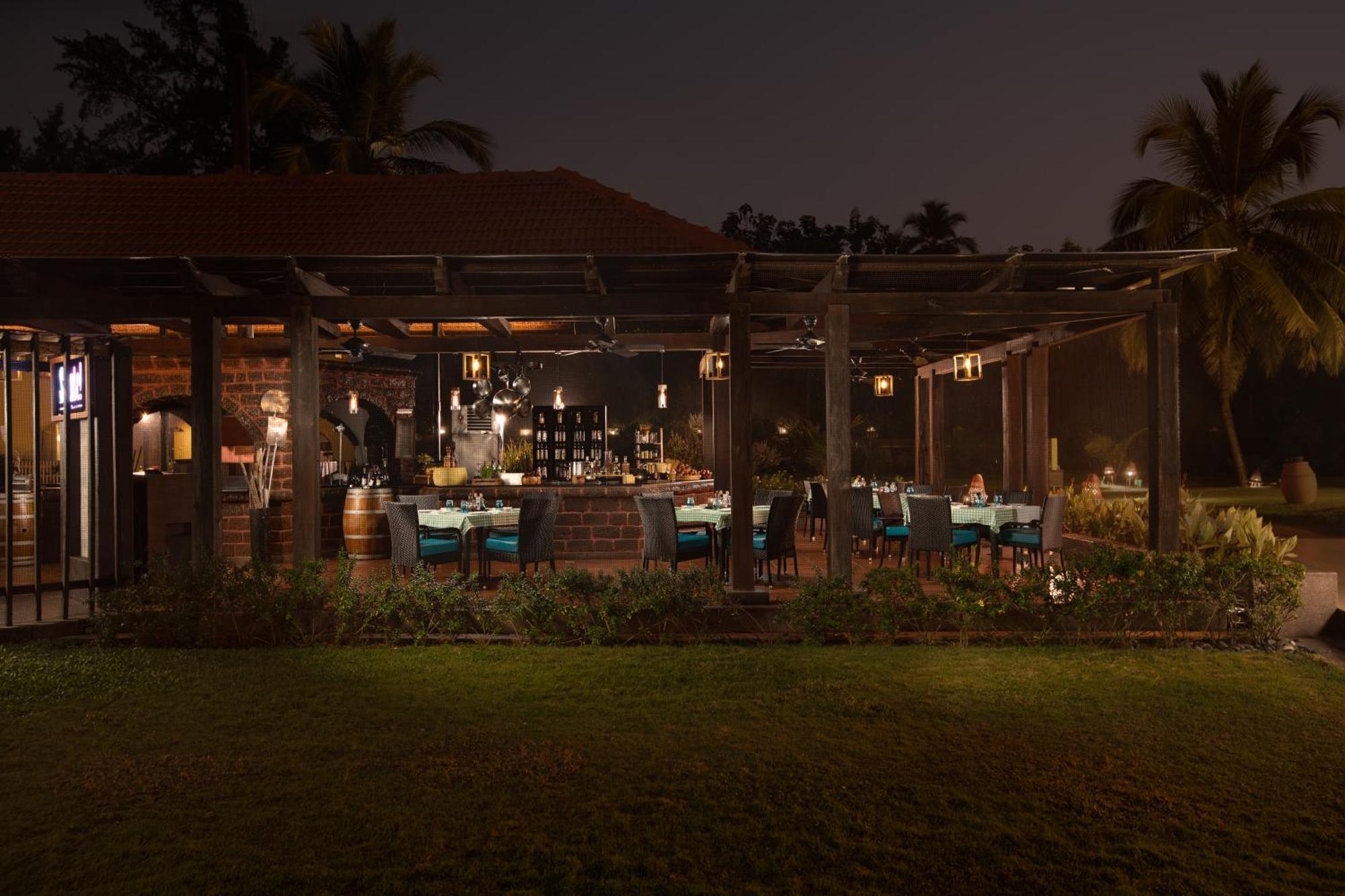 Kenilworth Resort & Spa, Goa Utorda Bagian luar foto