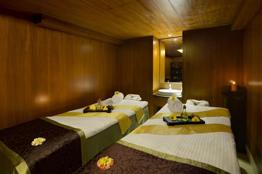 Kenilworth Resort & Spa, Goa Utorda Bagian luar foto
