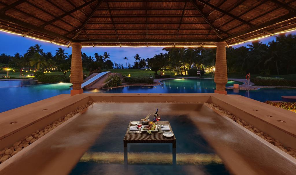 Kenilworth Resort & Spa, Goa Utorda Bagian luar foto